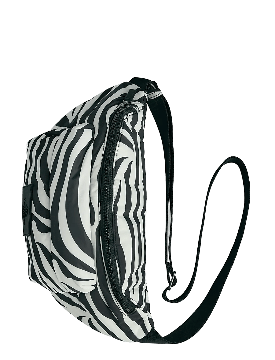 Markberg - FameMBG Bum Bag, Recycled - fashion trends - zebra - 2