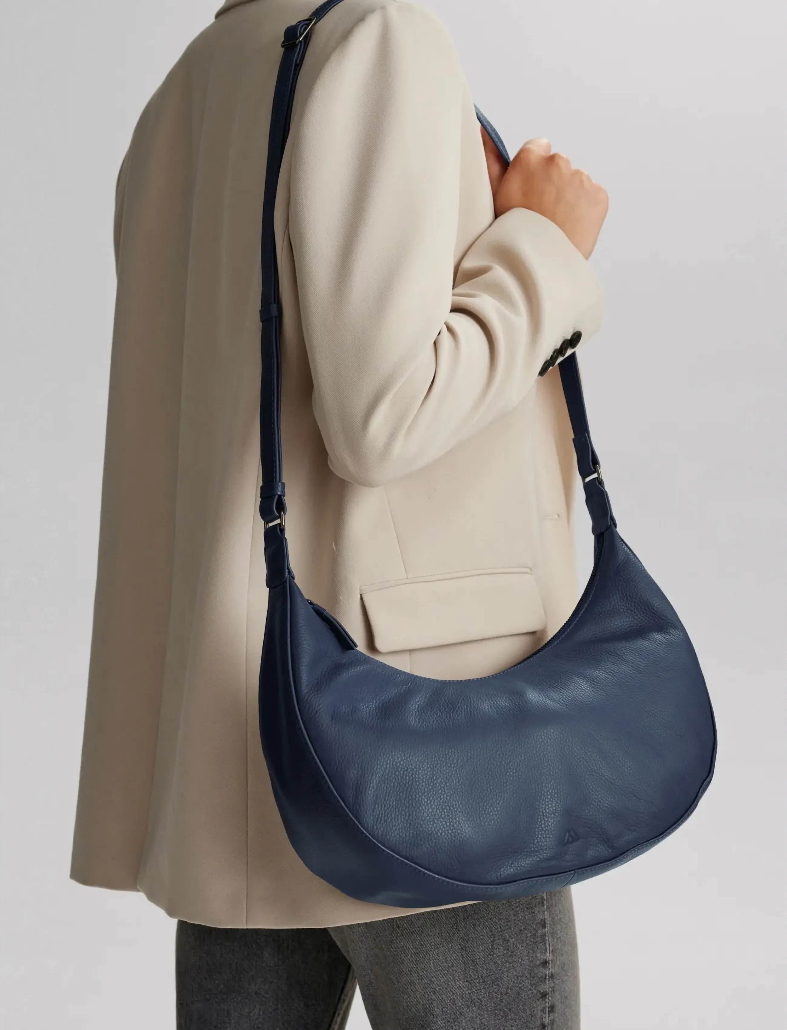 Markberg Tarambg Sling Bag, Kvinder, Sling Taske, Navy, Str: ONE SIZE