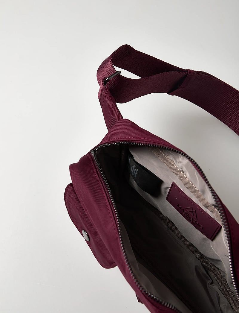 Markberg - DarlaMBG Bum Bag, Monochrome - modetrends - burgundy - 4