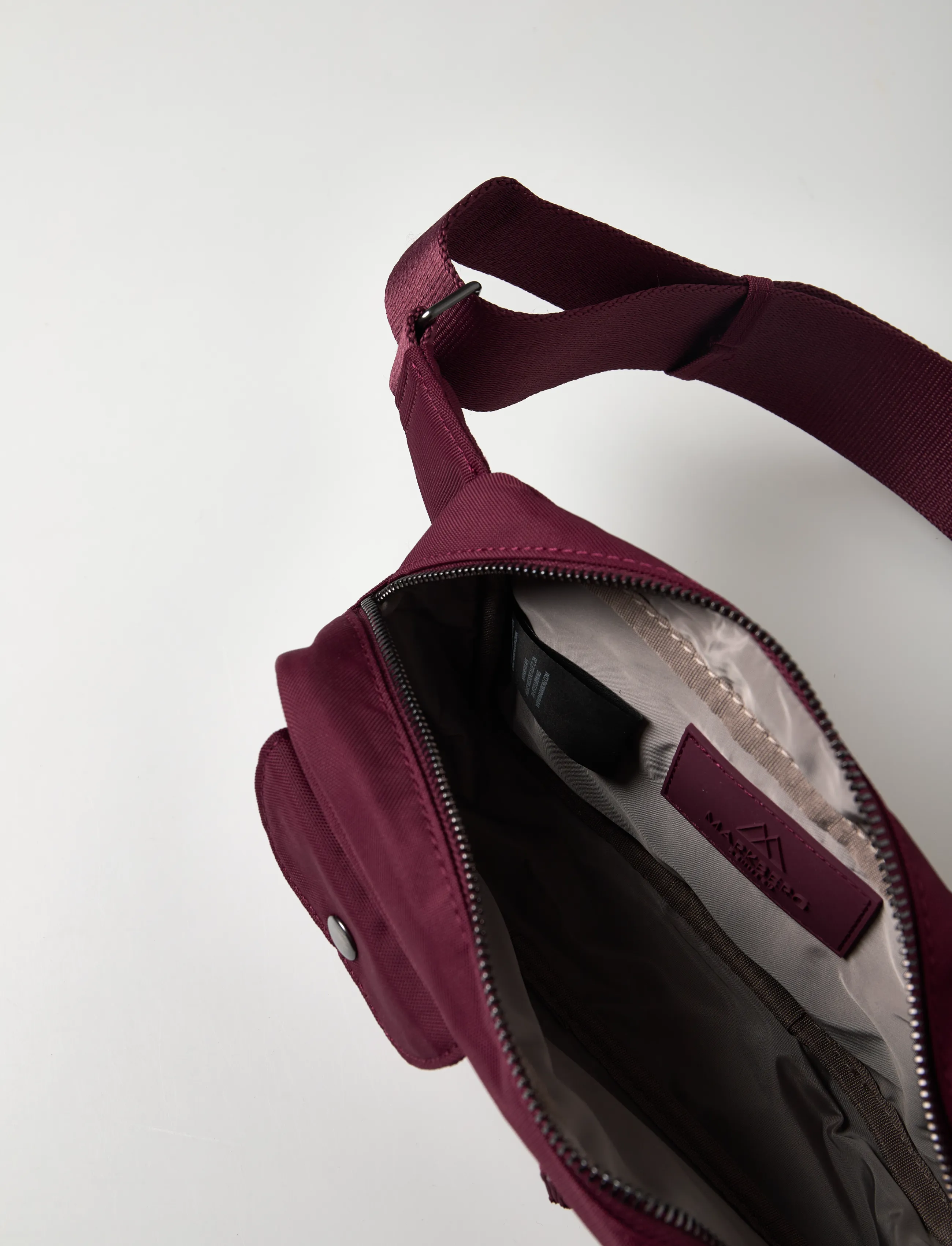 Markberg - DarlaMBG Bum Bag, Monochrome - modetrends - burgundy - 4