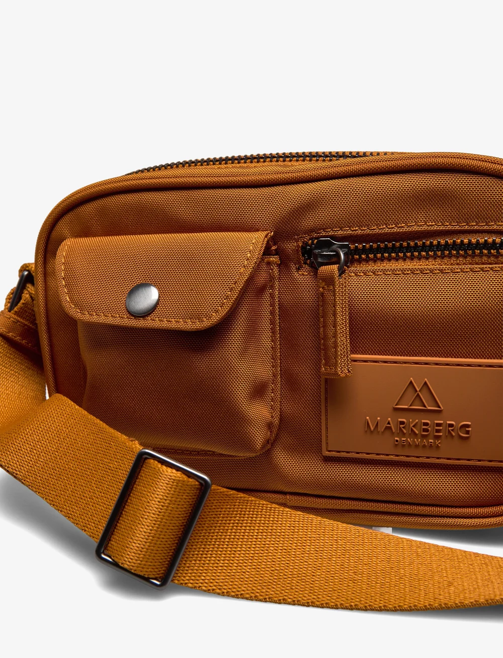 Markberg - DarlaMBG S Cross., Monochrome - mode trends - pumpkin spice - 5