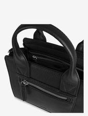 Markberg - MaikaMBG Mini Bag, Grain - festkläder till outletpriser - black - 7