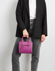 Markberg - MaikaMBG Mini Bag, Grain - ballīšu apģērbs par outlet cenām - fuchsia pink - 3