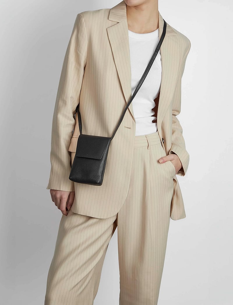 Markberg - RaveaMBG Phone Bag, Grain - coque de téléphone - black - 0