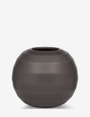 Markslöjd Living - Omfamna Vase - big vases - mole grey matte - 0