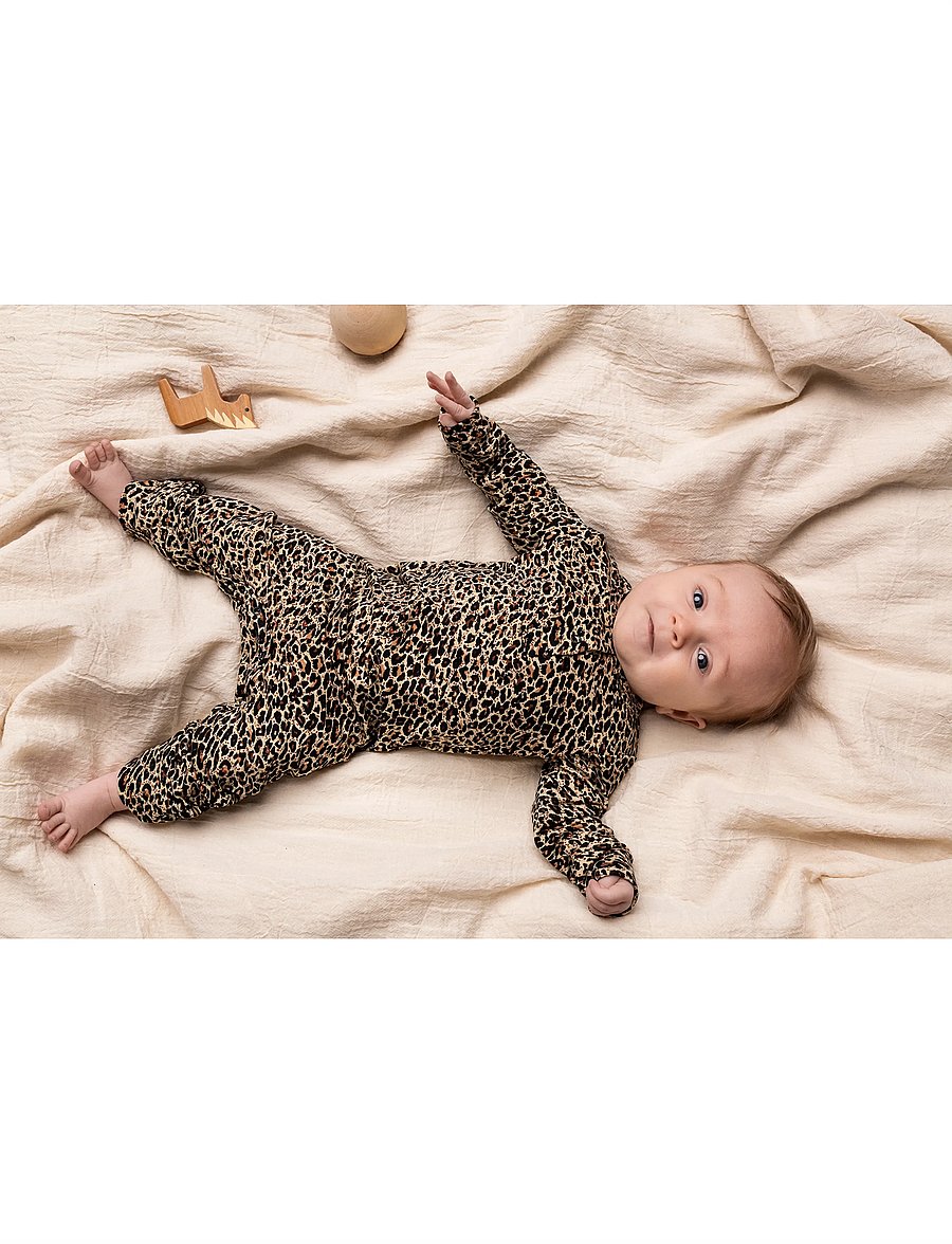 MarMar Copenhagen - Leo Suit - långärmade bodysuits - brown leo - 0
