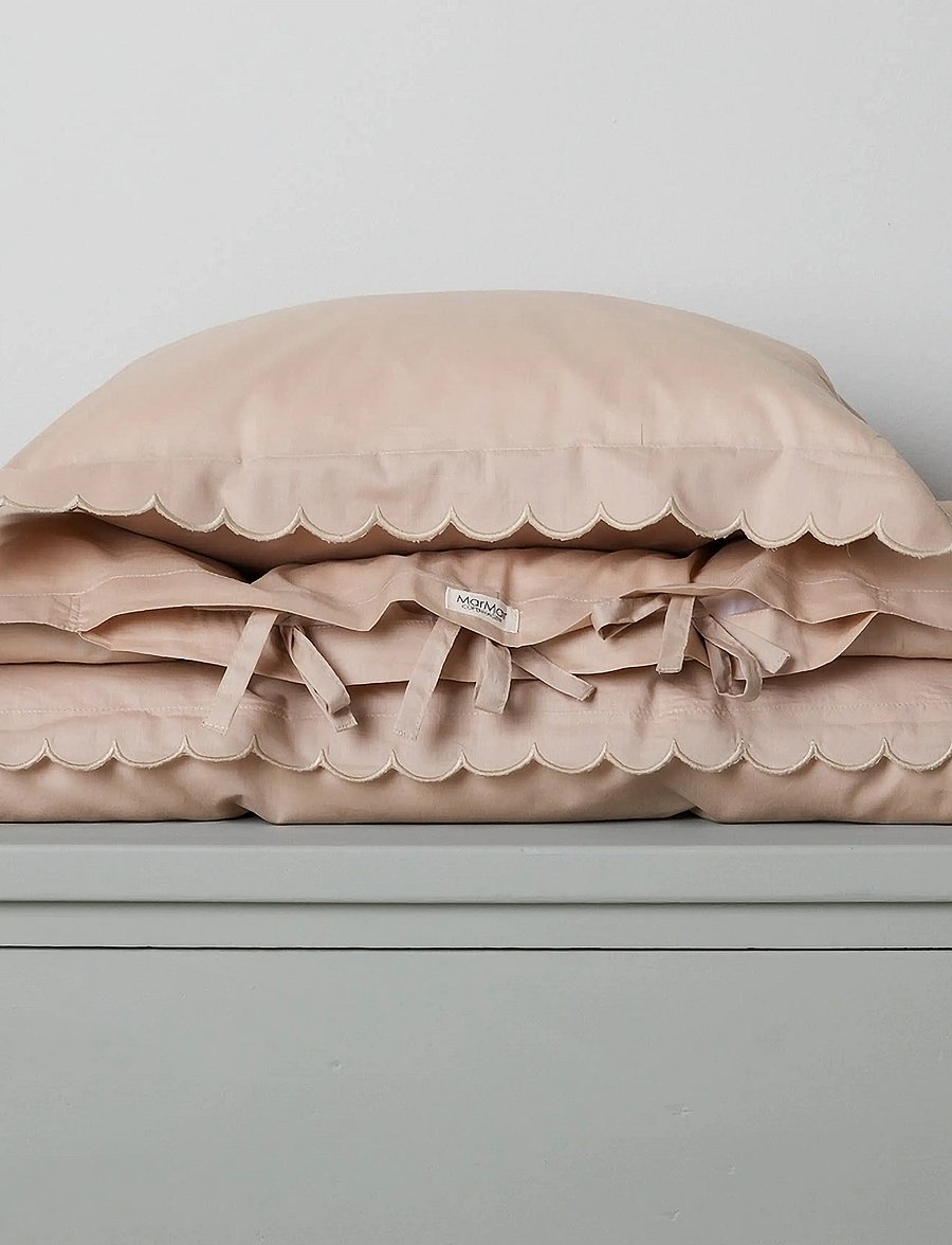 MarMar Copenhagen - Bed Linen Scallop Baby - parures de lit - grey sand - 0