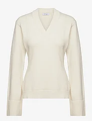 Marville Road - Claire V Neck Sweater - jumpers - creme - 0