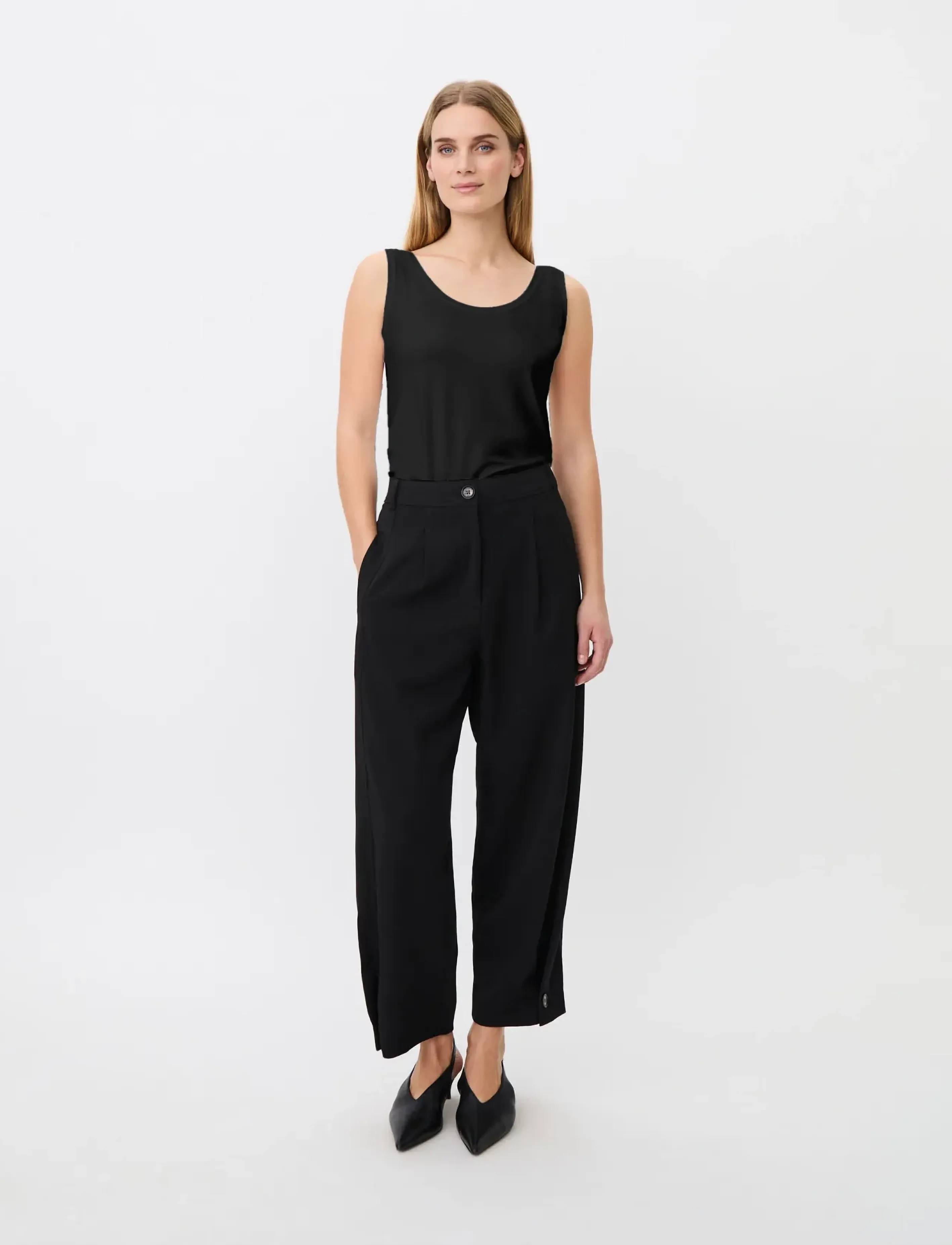 Masai - MaEls - topid ja varrukateta alussärgid - black - 4