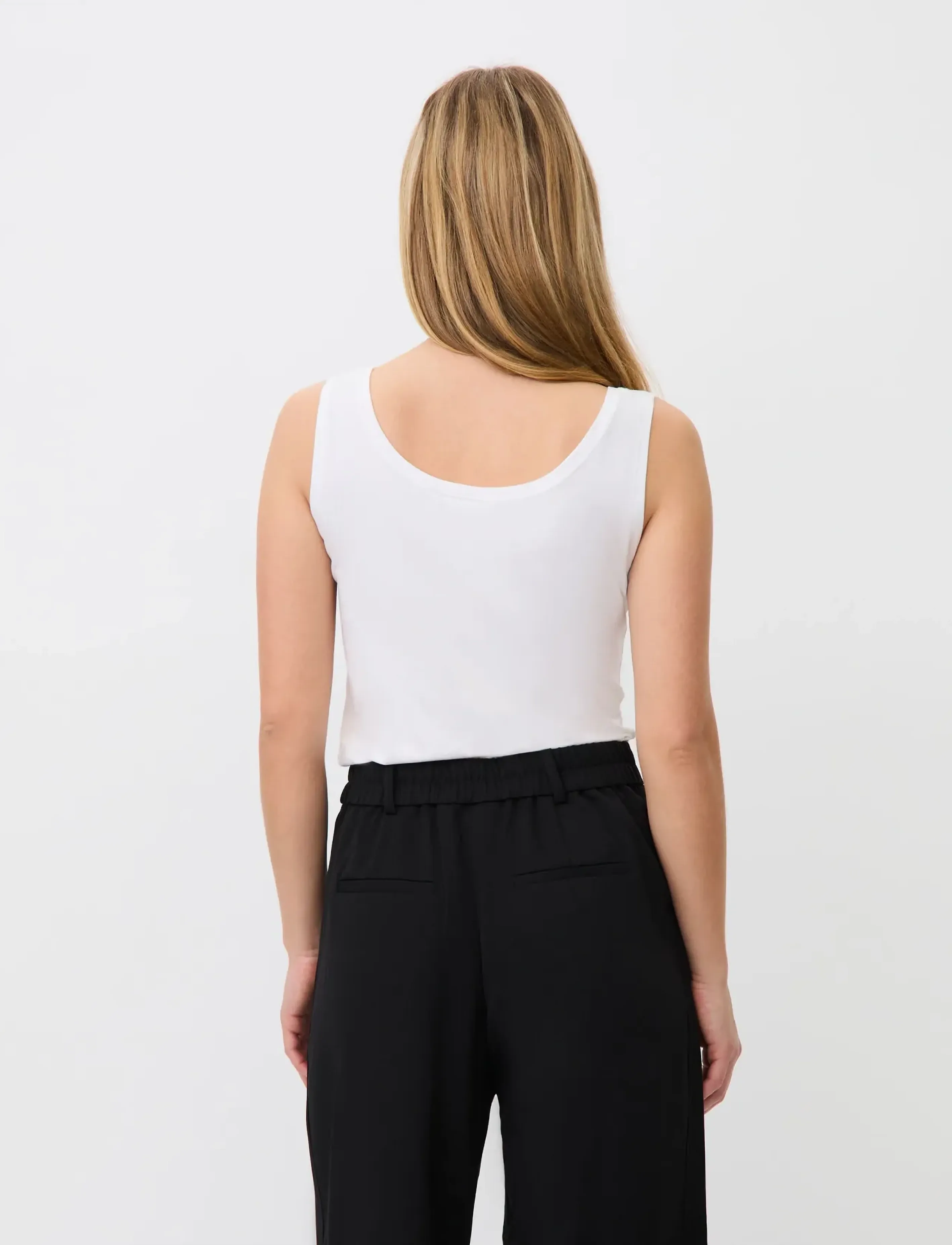 Masai - MaEls - sleeveless tops - white - 3