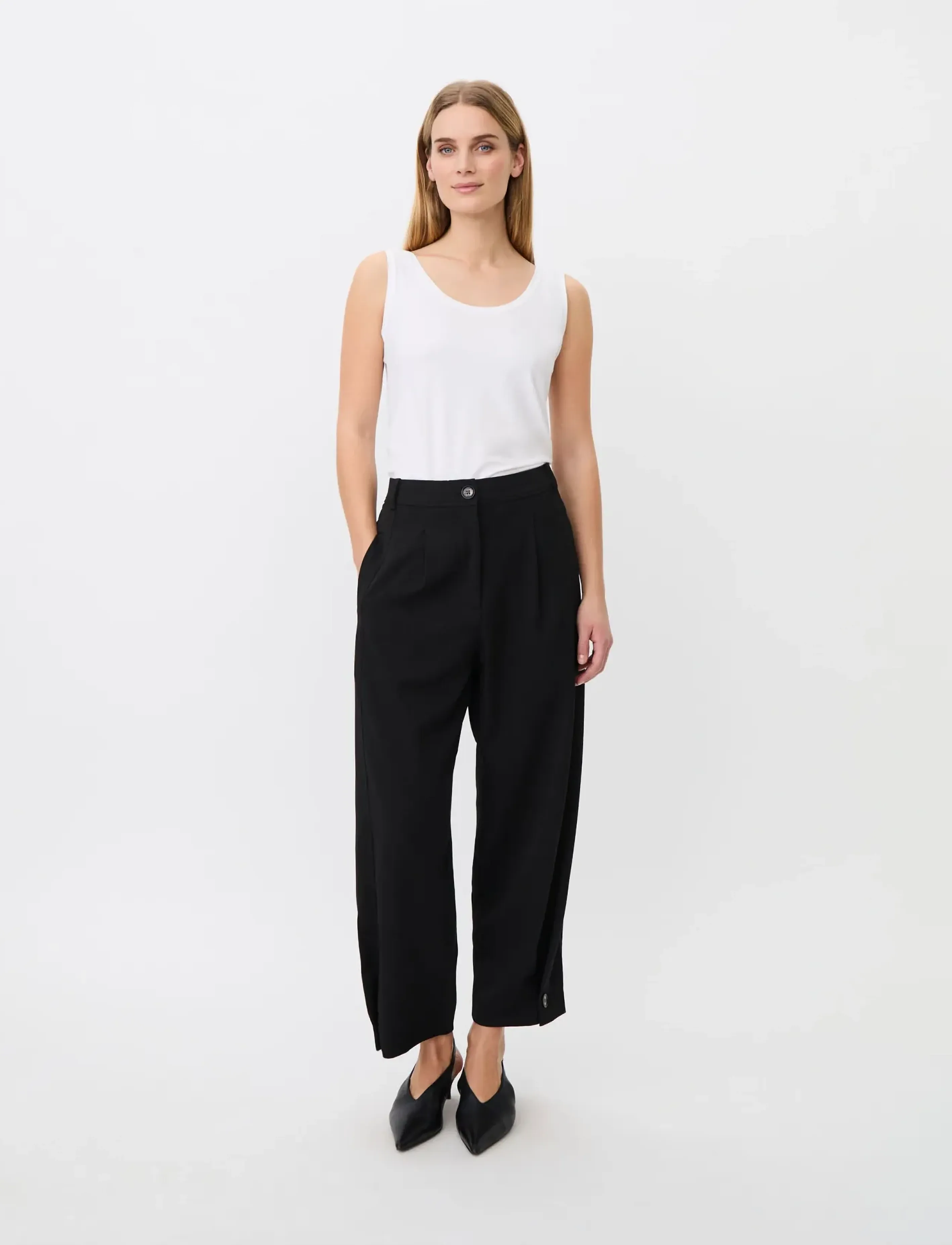 Masai - MaEls - sleeveless tops - white - 5