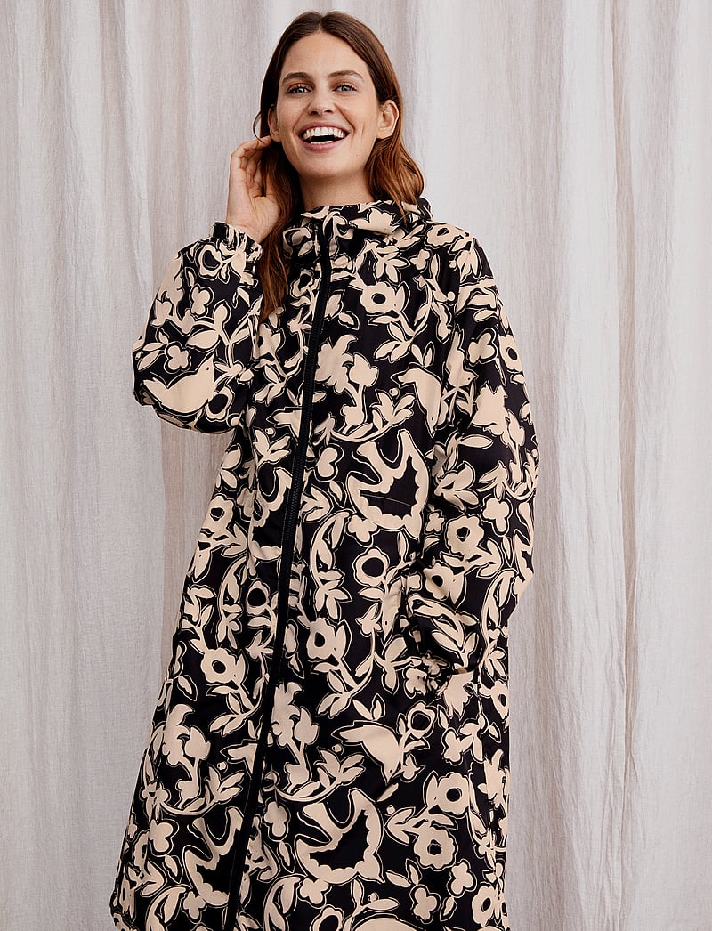 Masai Matrina 159 Buy Light Coats from Masai online at Fast delivery and easy returns