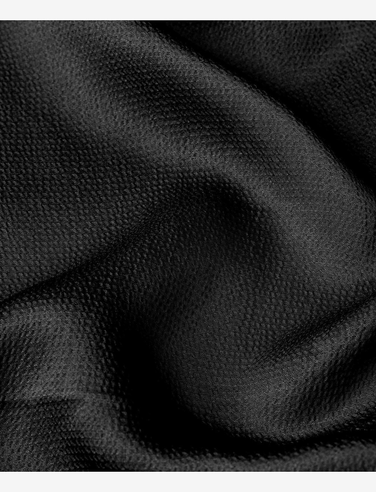 Masai - MaNadyne - midikleidid - black - 2