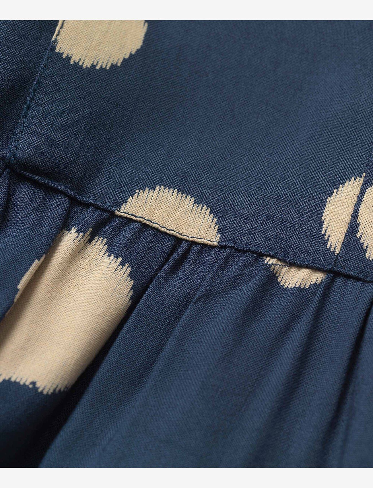 Masai - MaNidge - moonlit ocean - 2