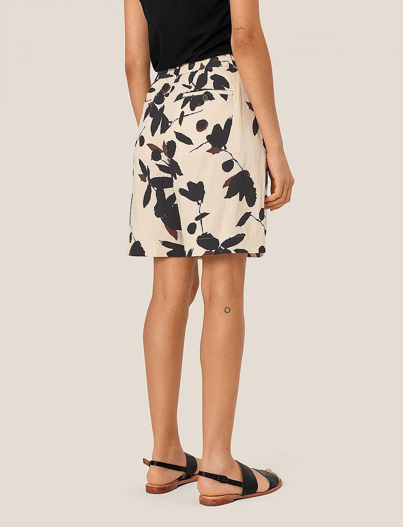 Masai - MaPauletta - leinen-shorts - chestnut - 4