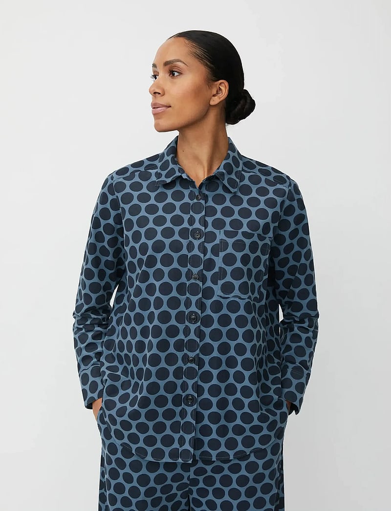 Masai - MaIndiba - pikkade varrukatega särgid - navy blazer - 3