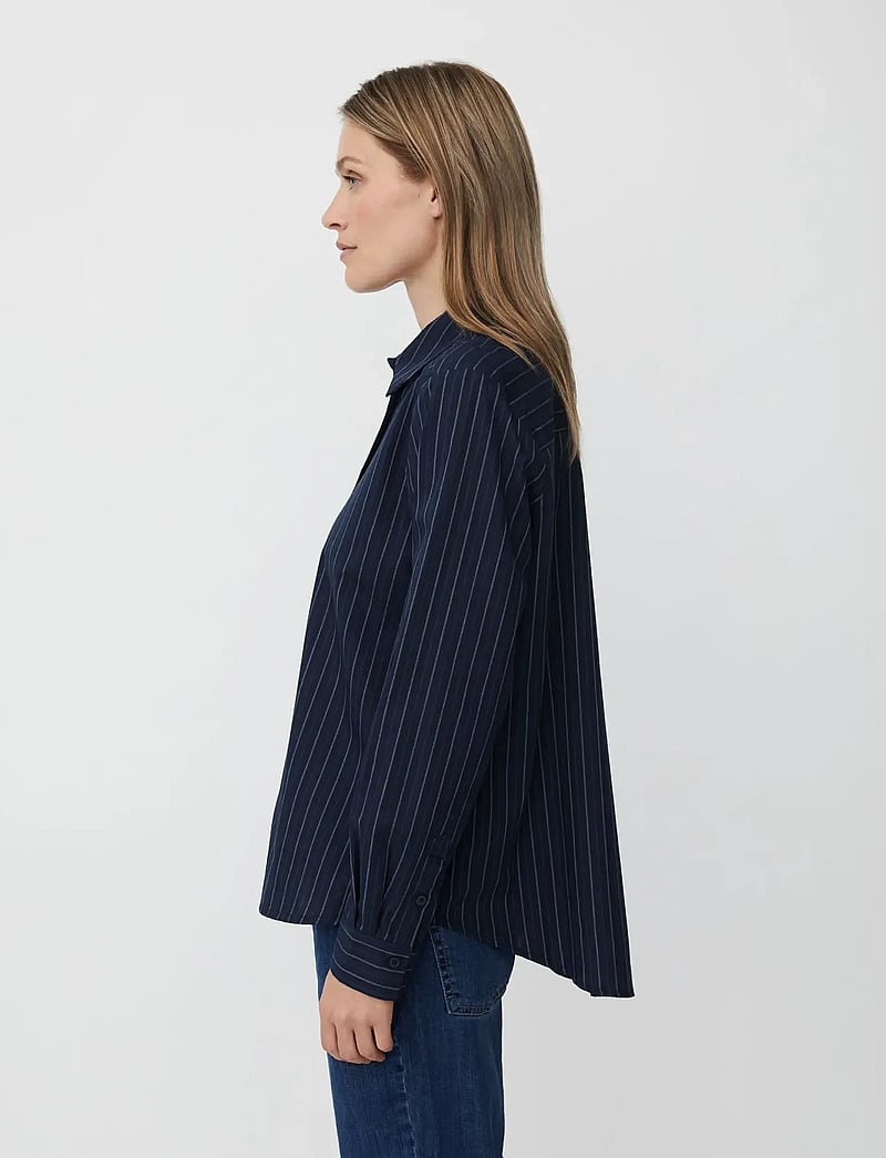 Masai - MaImma - long-sleeved shirts - navy blazer - 5
