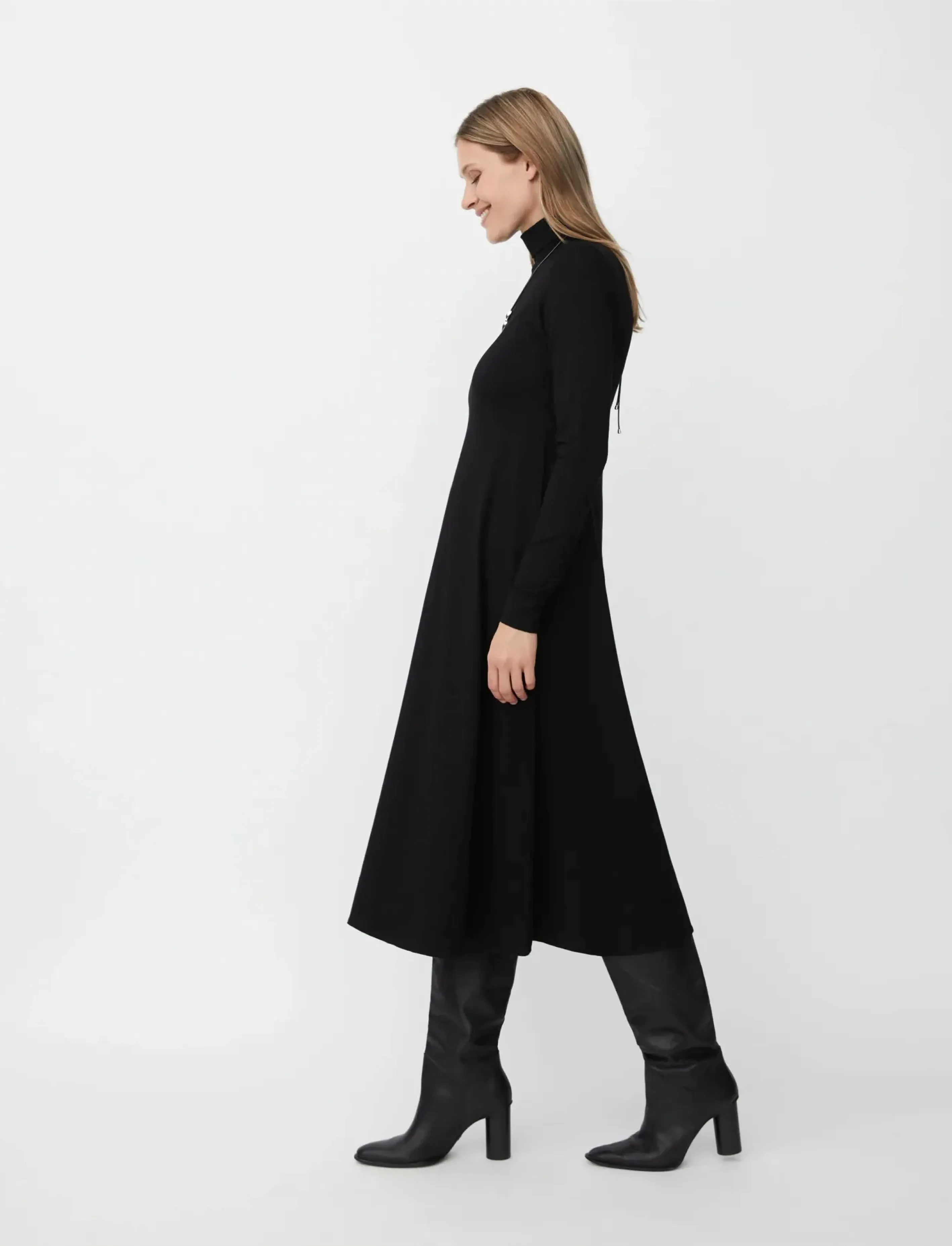 Masai - MaNivessa - black - 3
