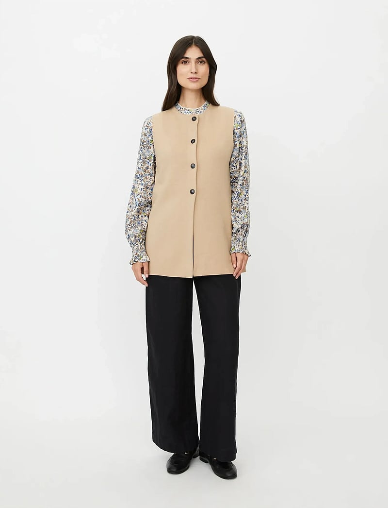 Masai - MaLinbine - stickade västar - incense - 5