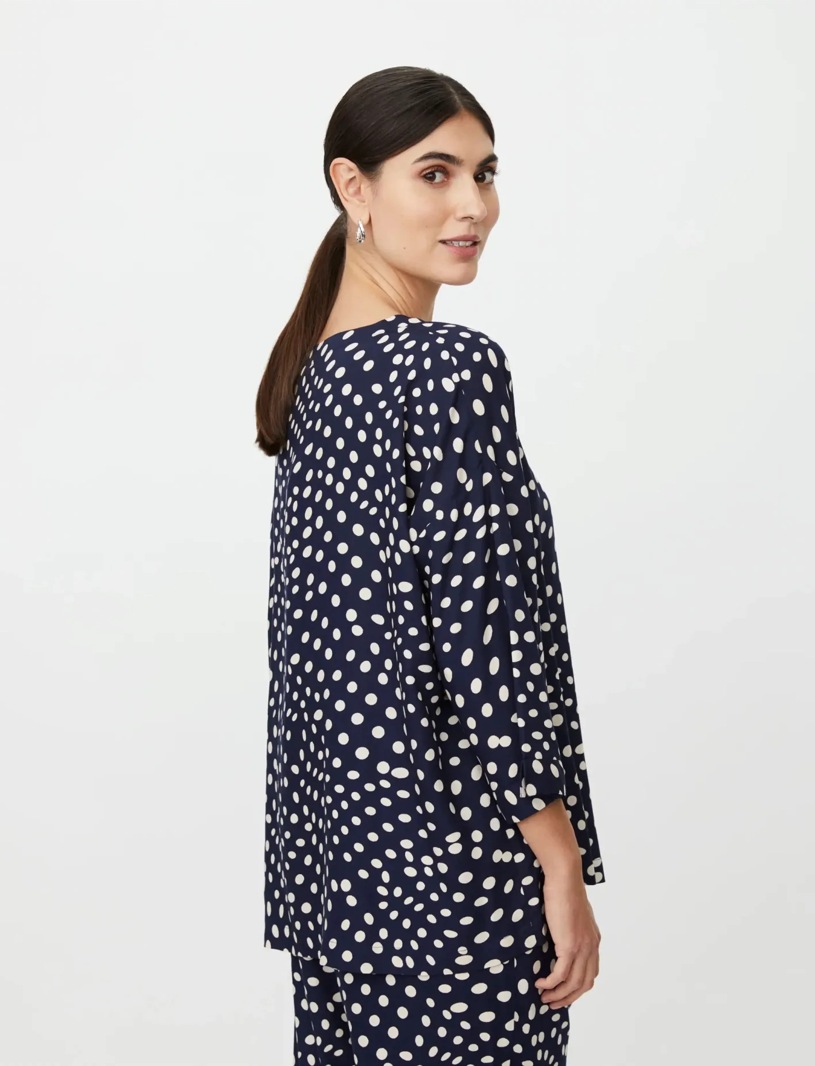 Masai - MaBecca - long sleeved blouses - navy blazer - 3