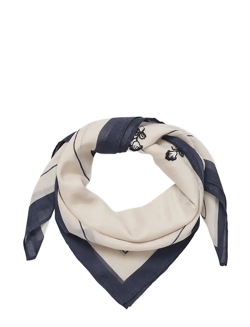 Masai - MaAurielle - alltags-style - fog - 0