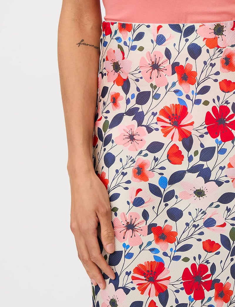 Masai - MaSolviera - maxi nederdele - poinsettia - 4
