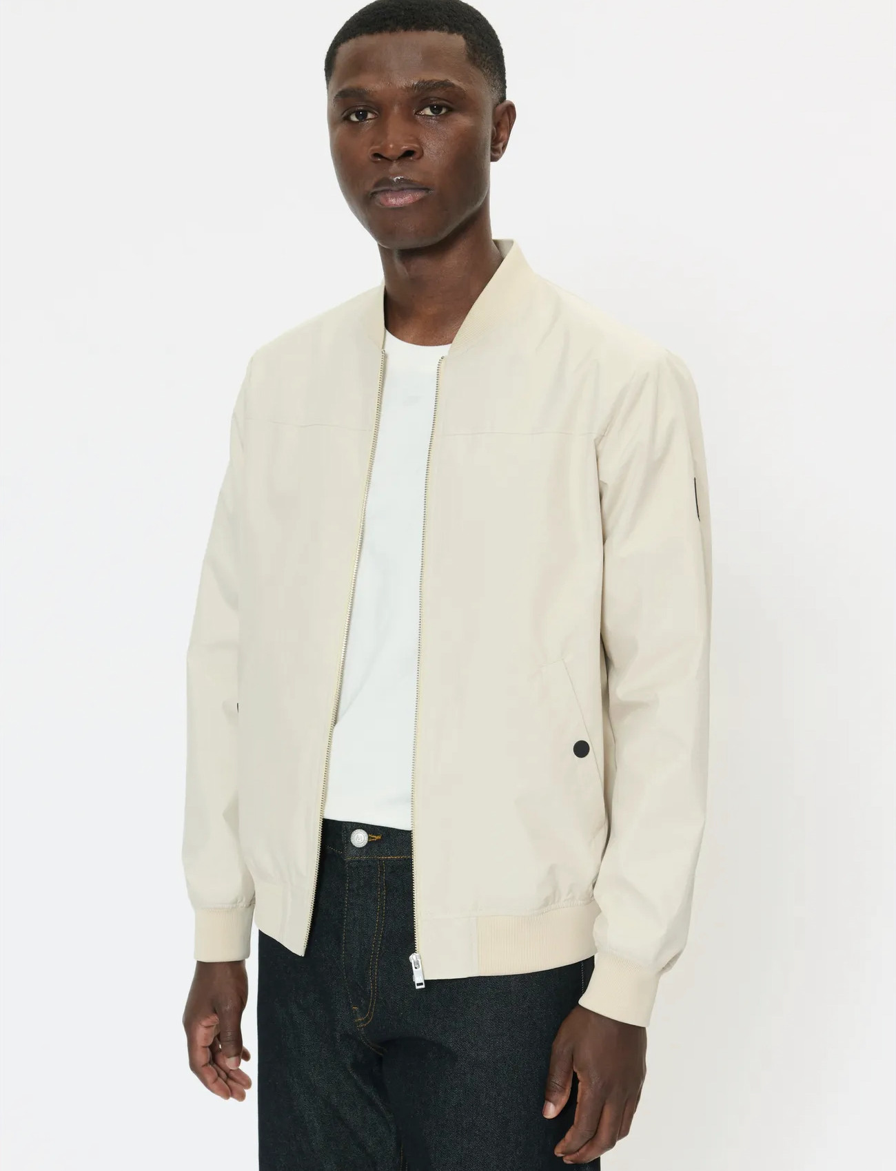 Matinique Maclay - - S 1