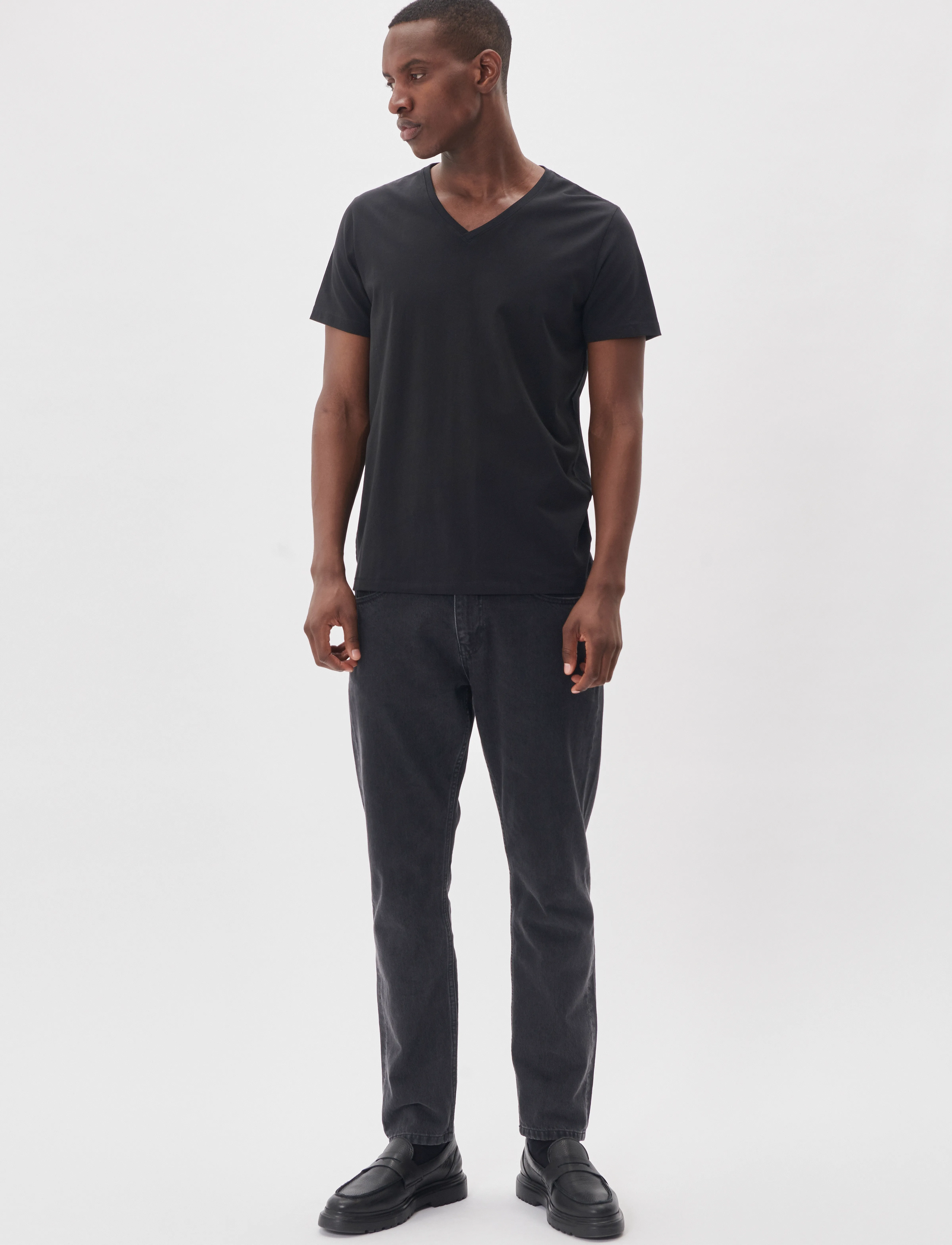 Matinique - Madelink - v-neck t-shirts - black - 3