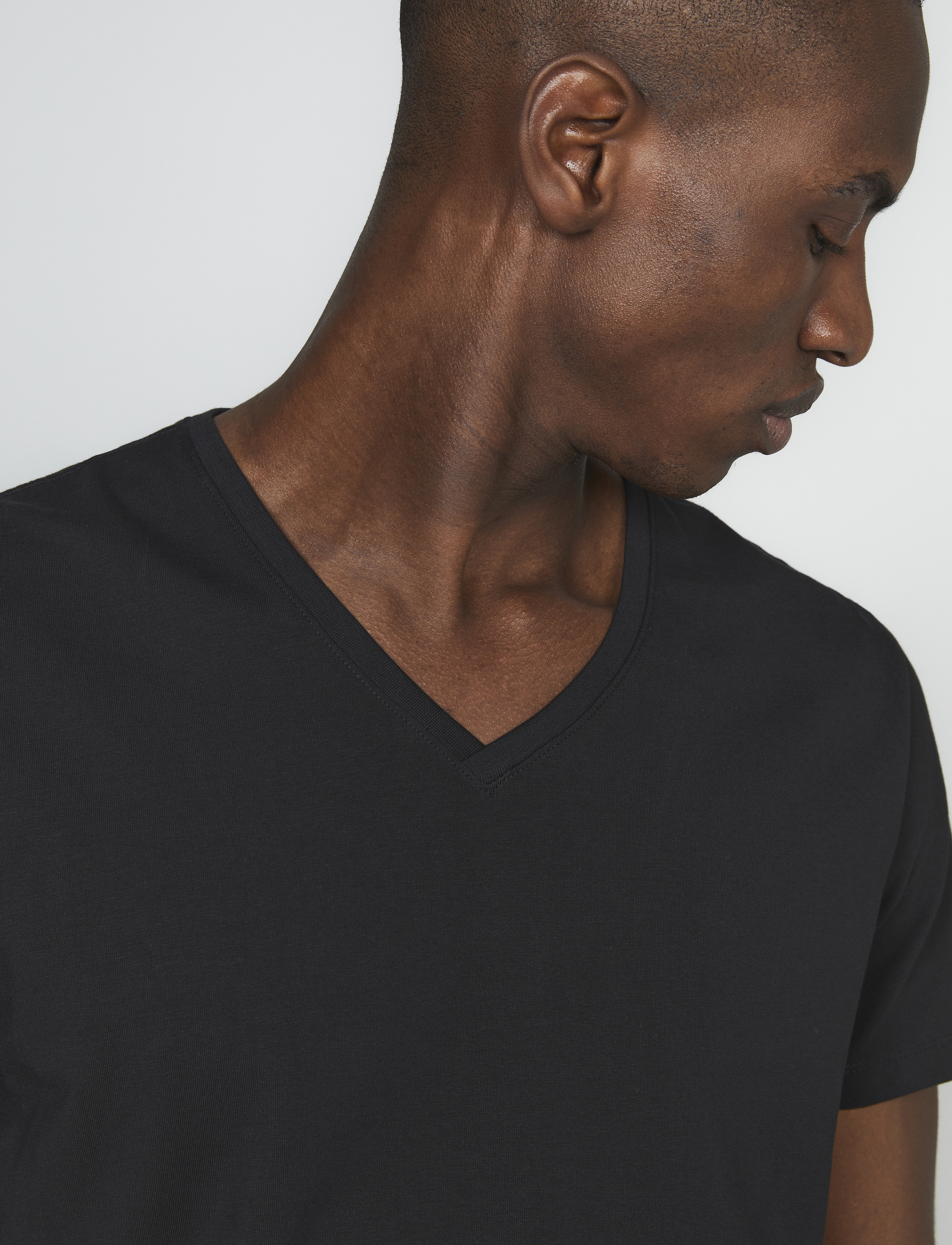 Matinique - Madelink - v-neck t-shirts - black - 4
