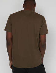 Matinique - Jermalink - basic t-shirts - brown soil - 4