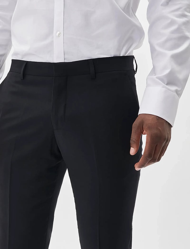 Matinique - Vincent - Ülikonnapüksid - black - 5