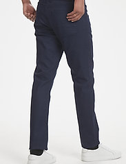 Matinique - Priston - džinsa bikses ar tievām starām - dark denim - 7