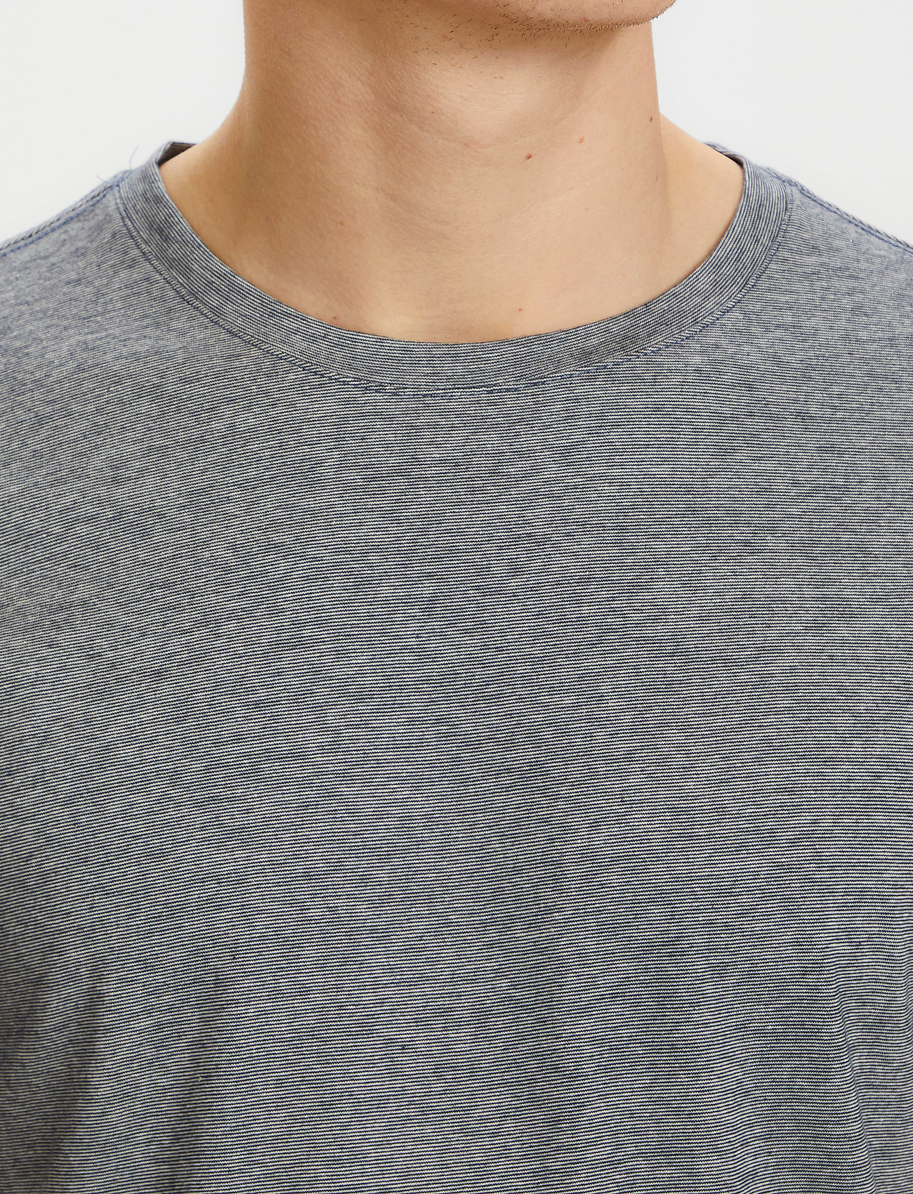 Matinique - Jermane - kortærmede t-shirts - dark navy - 5