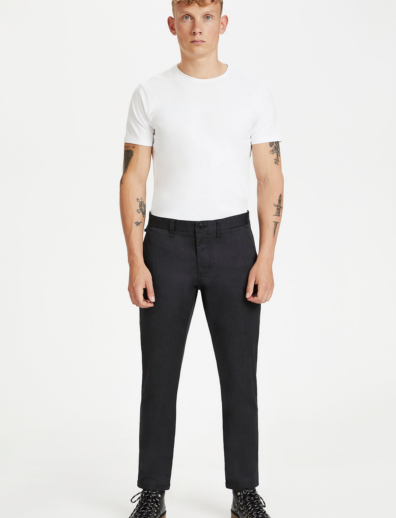 Matinique - Pristu - chinos - black - 3