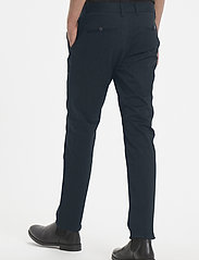 Matinique - Pristu - „chino“ stiliaus kelnės - dark navy - 7