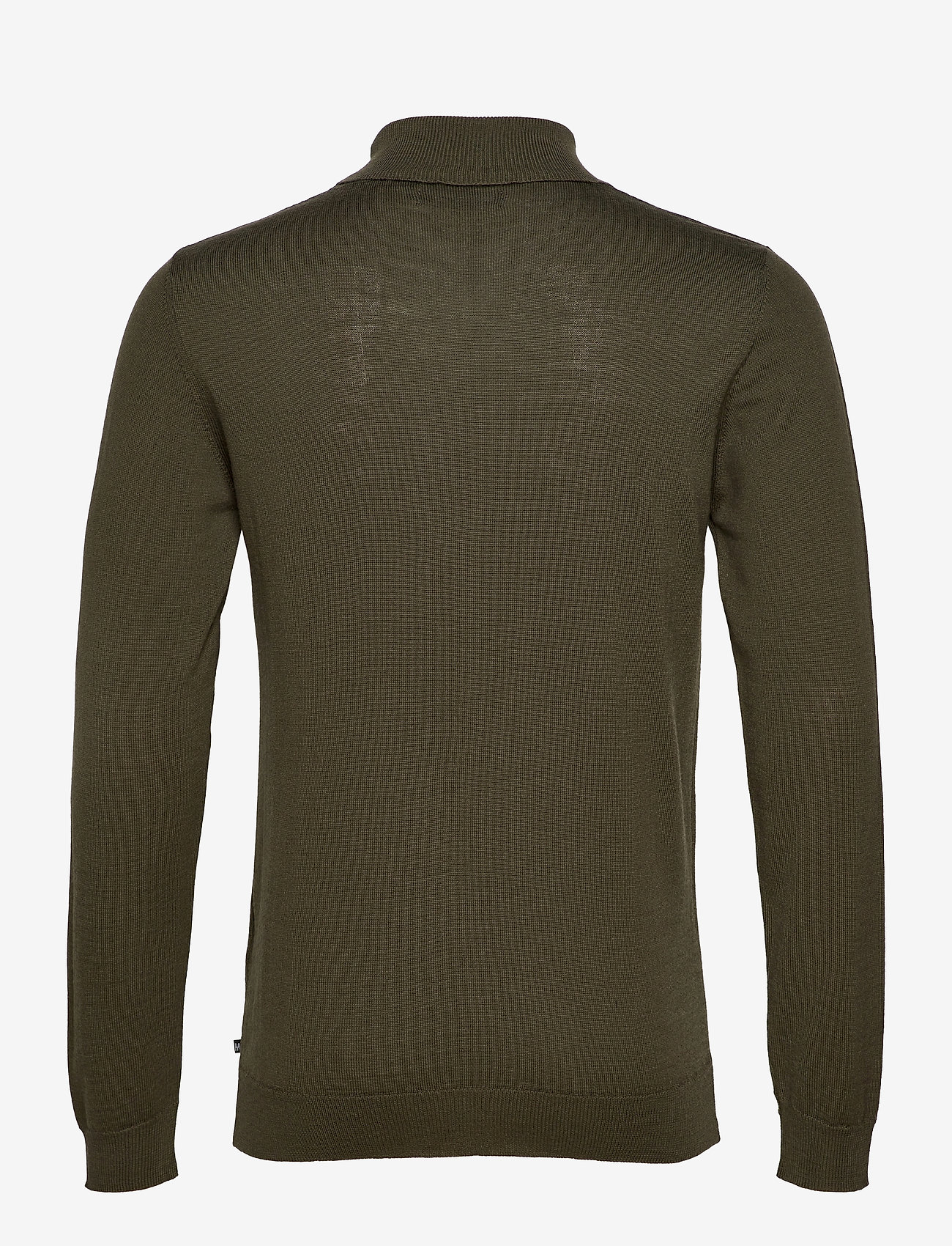 Matinique - MAparcusman - olive night - 1