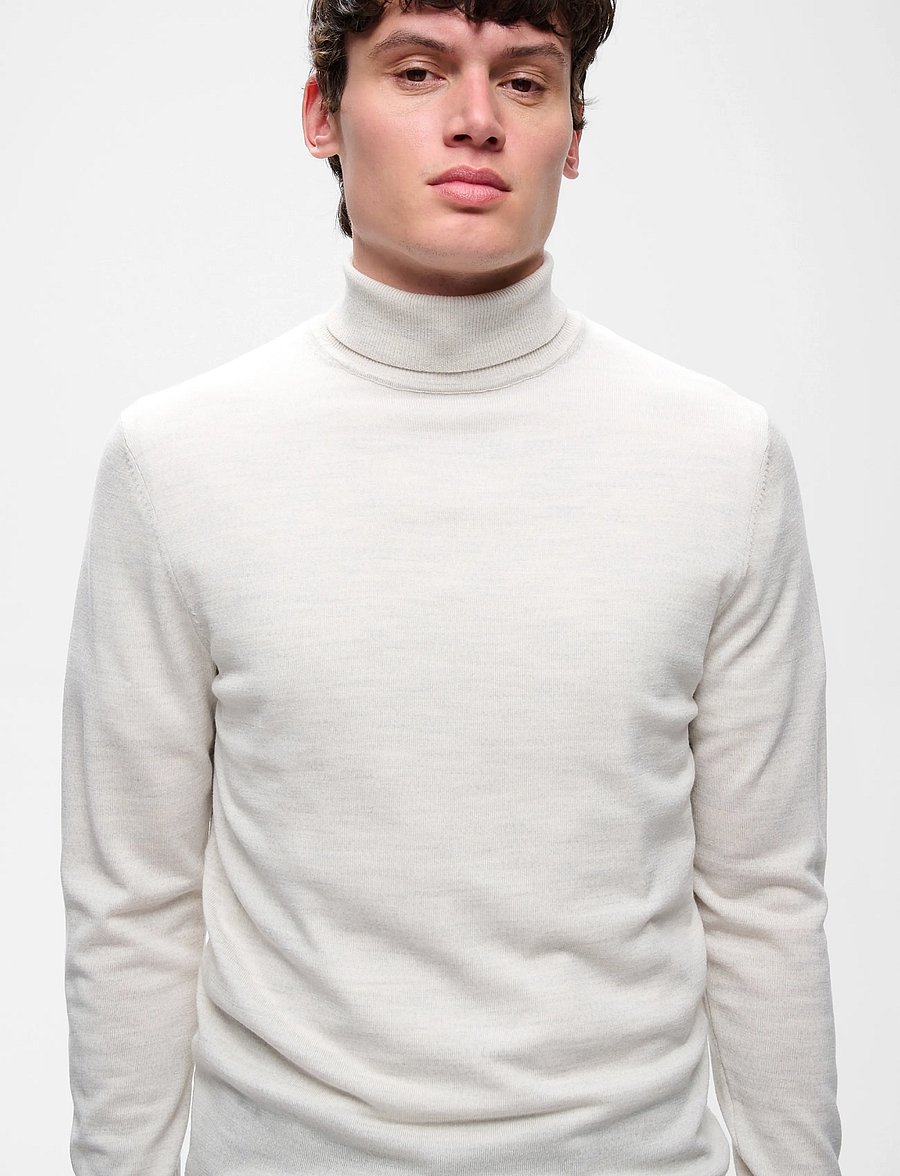 Matinique - MAparcusman - turtlenecks - lunar rock melange - 4