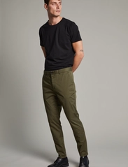 Matinique - MAliam Pant - nordic style - olive night - 3