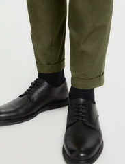 Matinique - MAliam Pant - nordic style - olive night - 5