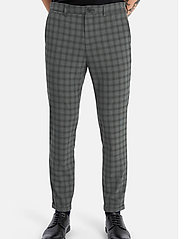 Matinique - MAliam Pant - kostiumo kelnės - medium grey melange - 2