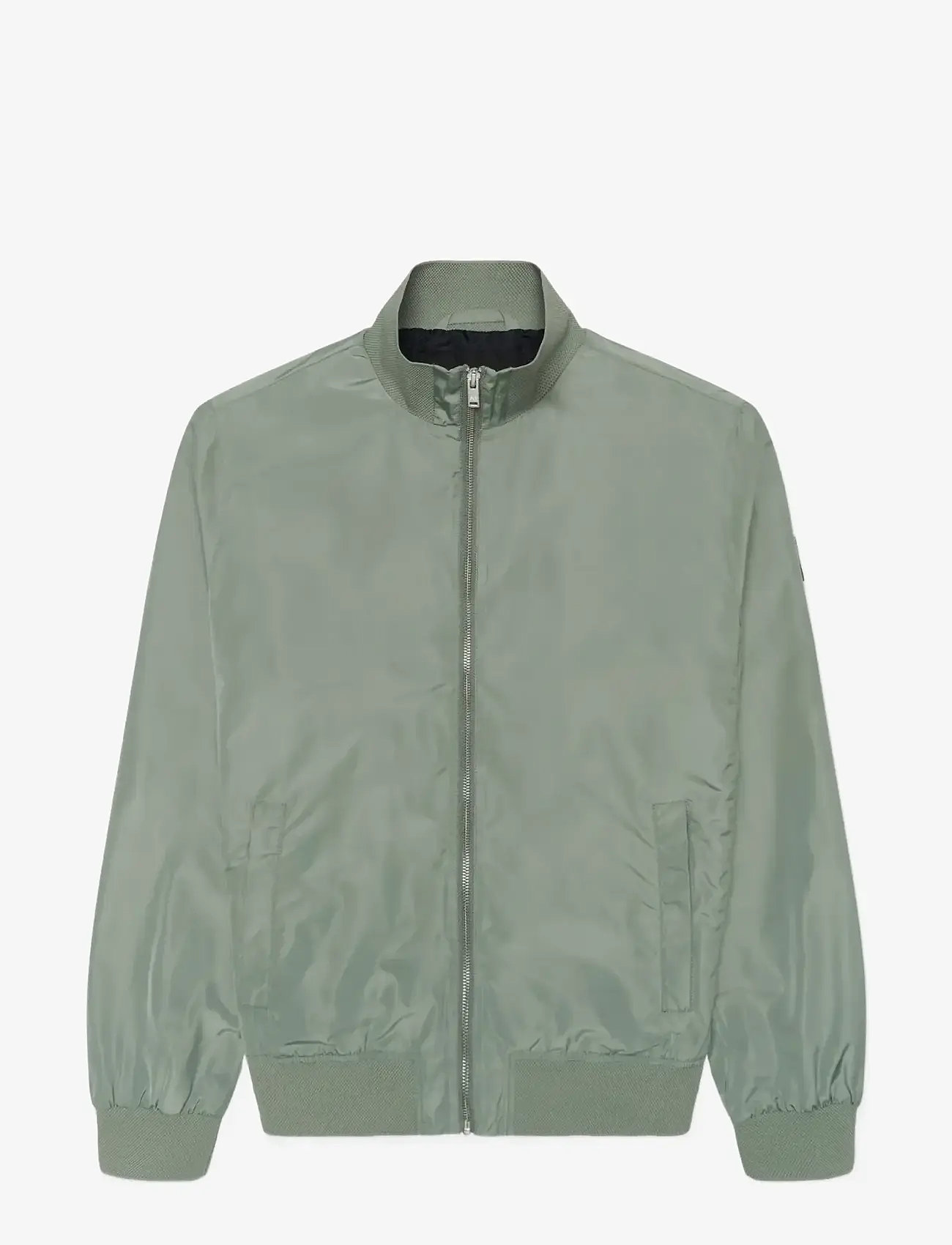 Matinique - MAhardron N - kevadjoped - sea spray - 1