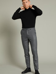 Matinique - MAliam Pant - pantalons - medium grey melange - 3