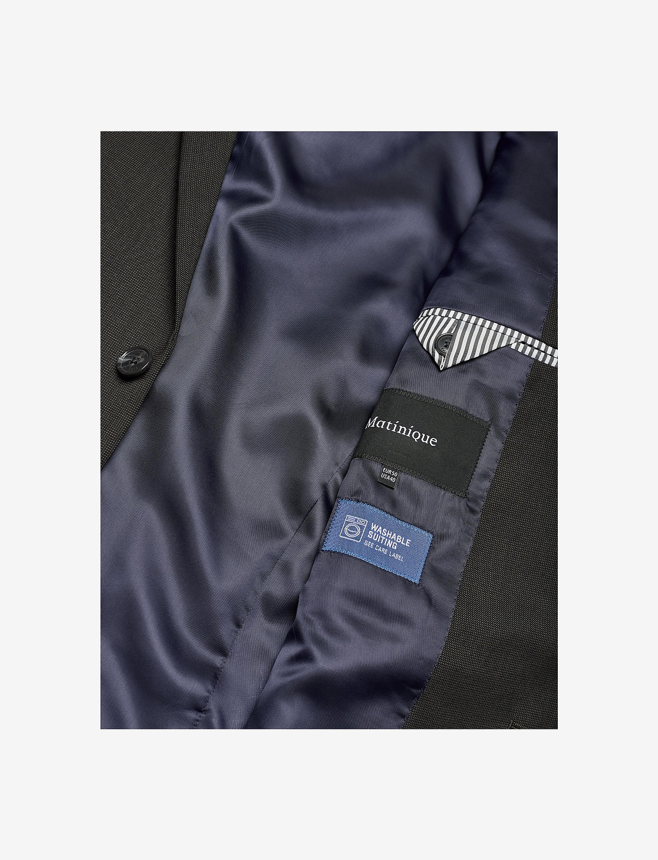 Matinique - MAgeorge F - olive night - 2