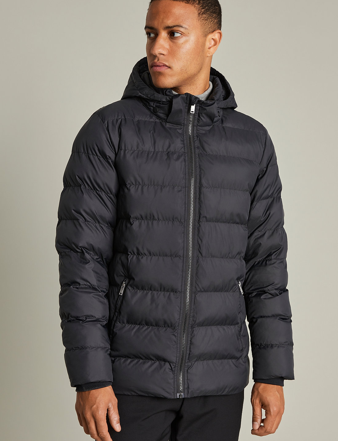 Matinique Mapadley 200 . Buy Padded jackets from Matinique online at Boozt . Fast delivery and easy returns