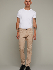 Matinique - MApete - slim jeans - simply taupe - 3