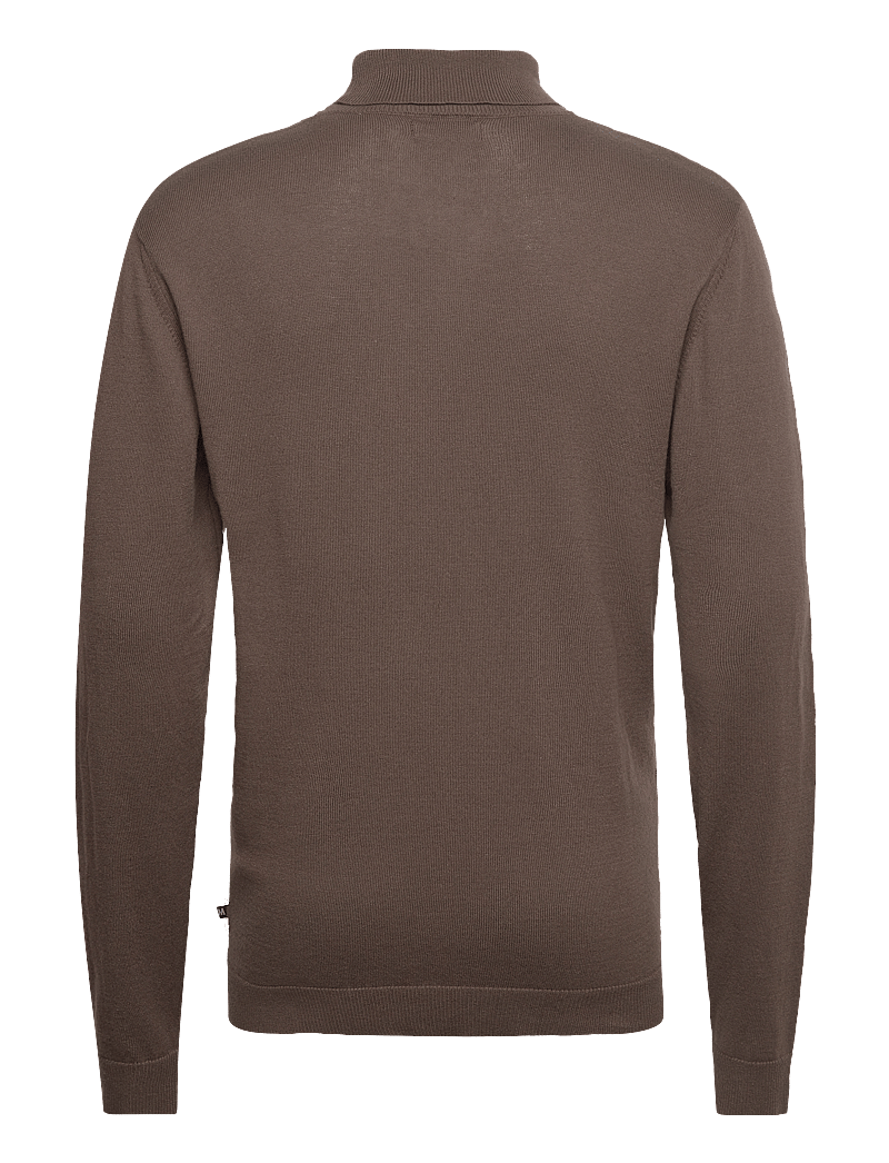 Matinique - MAparcusman - poolokaulus - turkish coffee - 2