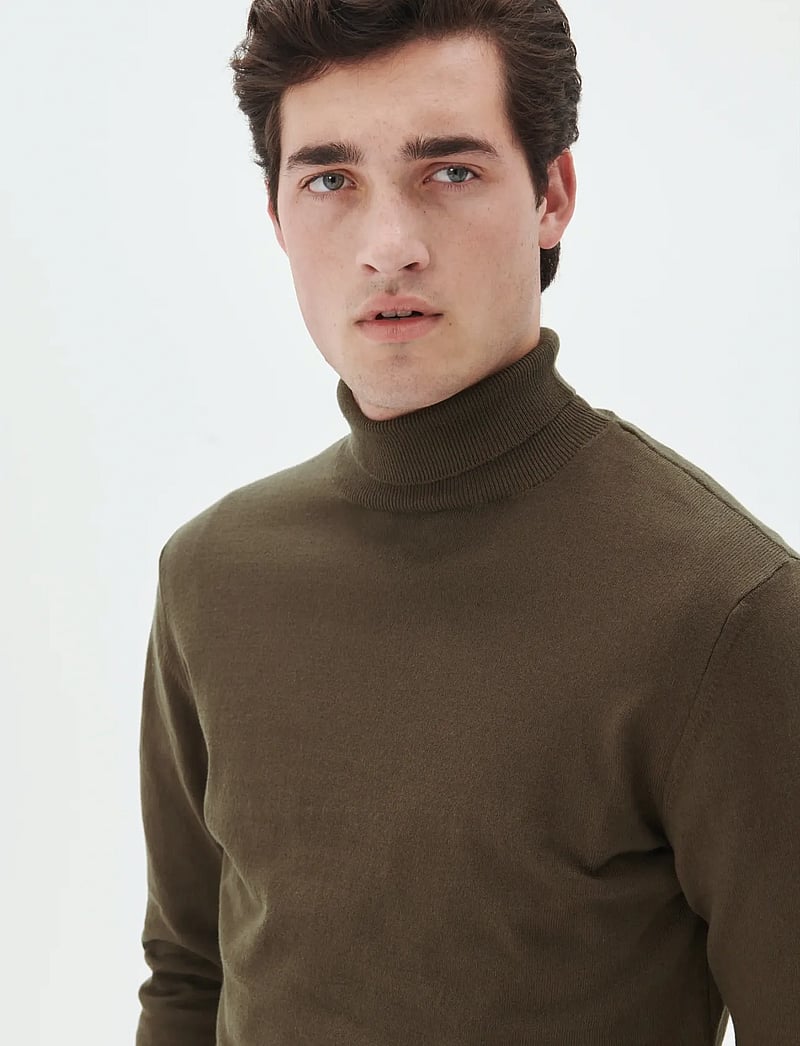 Matinique - MAparcusman - poolokaulus - turkish coffee - 5