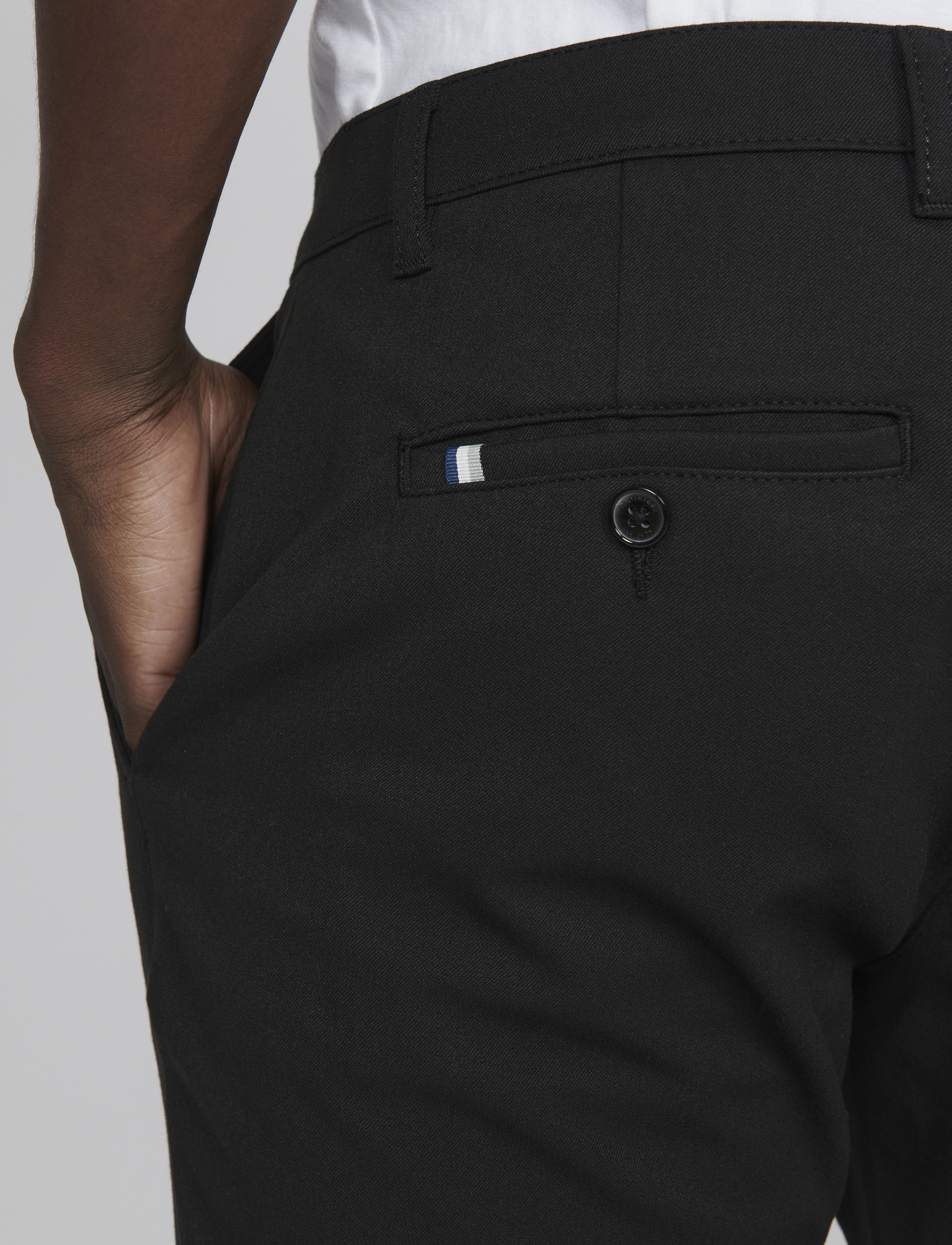 Matinique - MAjens Pants - casual byxor - black - 5