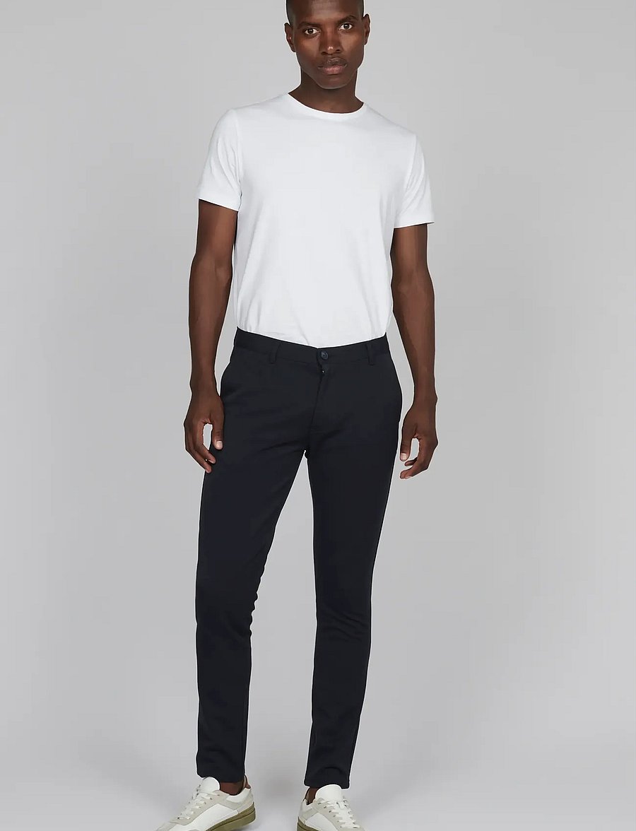 Matinique - MAjens Pants - rennot housut - deep navy - 3