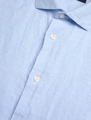 Matinique - MAmarc short - linen shirts - chambray blue - 7